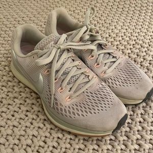 Nike zoom running shoes